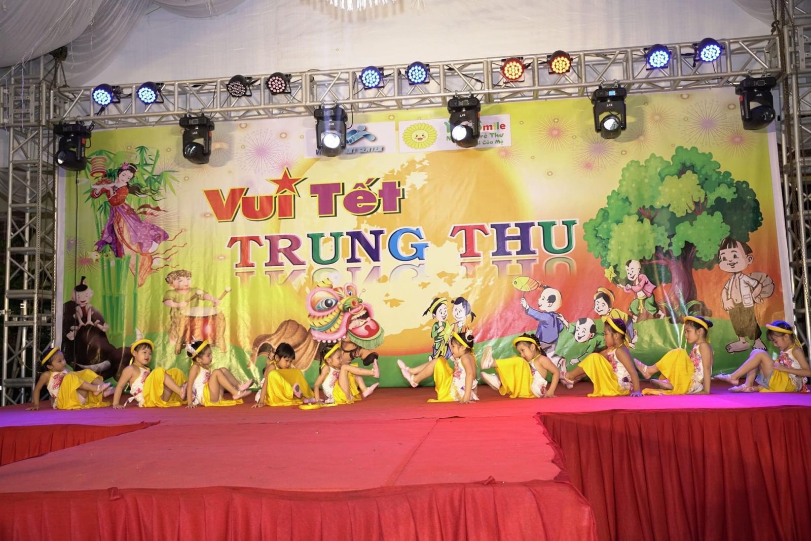 Vui tết trung thu là hoạt động thường niên, của câu lạc bộ nghệ thuật Victory . Đây là  một nét đẹp văn hóa không thể thiếu trong đời sống của người dân Việt