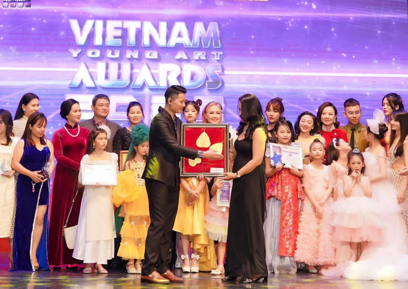 Đêm trao giải cho các Tài Năng Nhí và các Đơn vị Nghệ thuật xuất sắc năm 2022