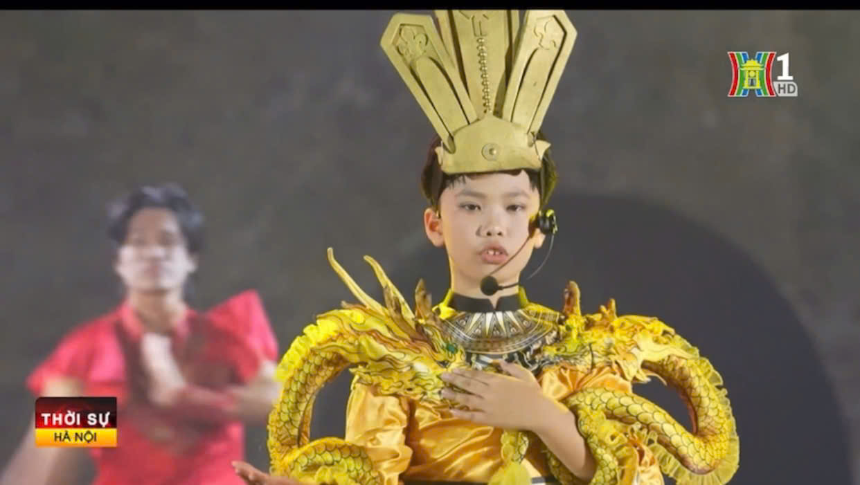 Đại sứ Nguyễn Minh Anh lan tỏa tình yêu Văn hoá Việt tại Hoàng thành Thăng Long