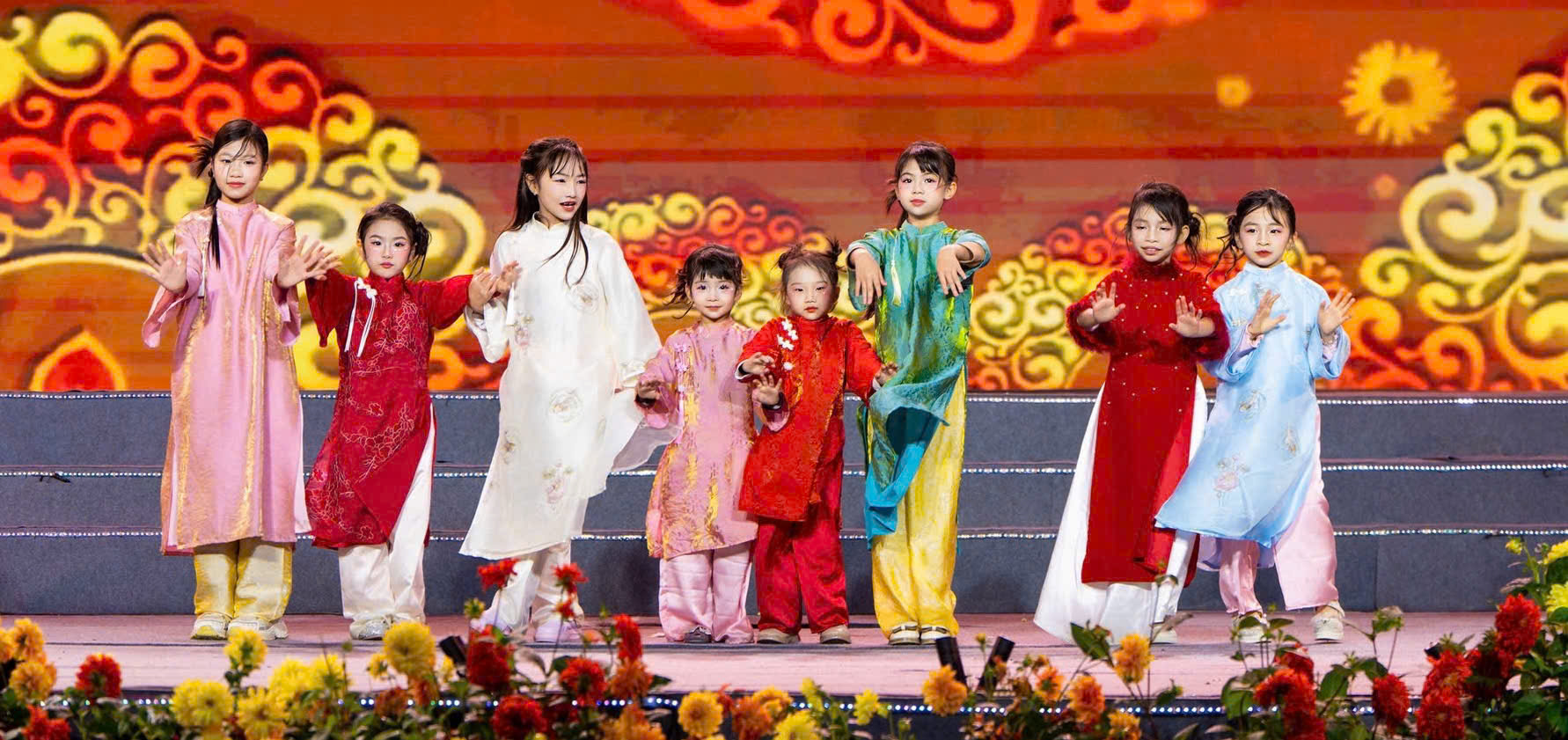 Mẫu Nhí CLB Victory Tỏa Sáng tại Gala Tết 2026 – Hương Sắc Đất Việt